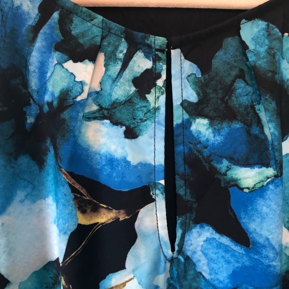 The Limited Collection Blouse Peony Watercolors Sz 2X BNWT Big Florals Office - Picture 5 of 13